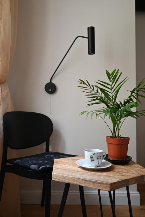 Old Town Apartment Омиш Экстерьер фото