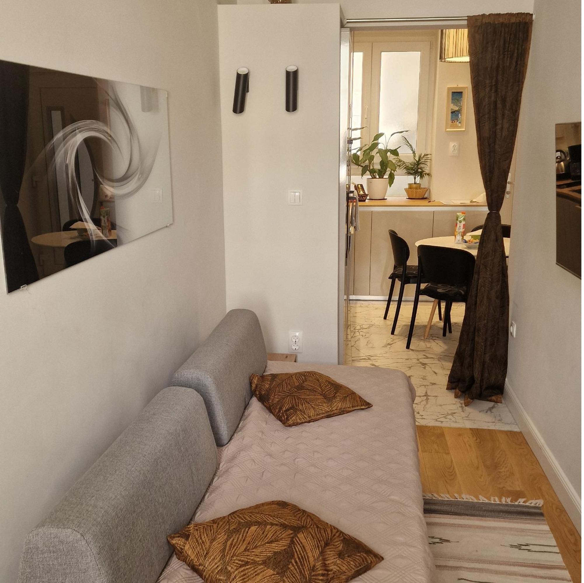Old Town Apartment Омиш Экстерьер фото