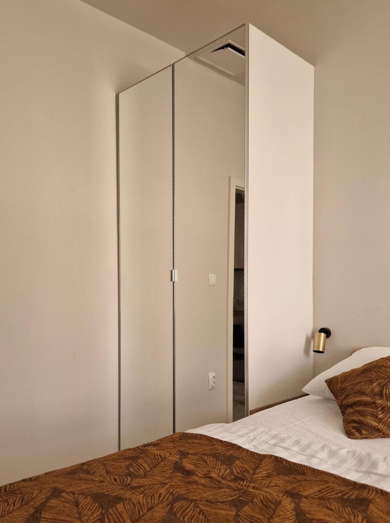 Old Town Apartment Омиш Экстерьер фото